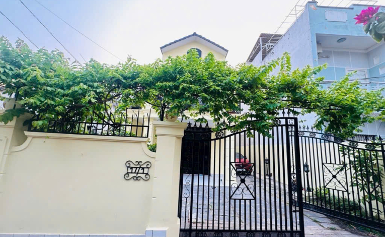 Cần b&aacute;n nh&agrave; 1 trệt 1 lầu đất rộng 170m2 tại Linh Đ&ocirc;ng, Thủ Đức